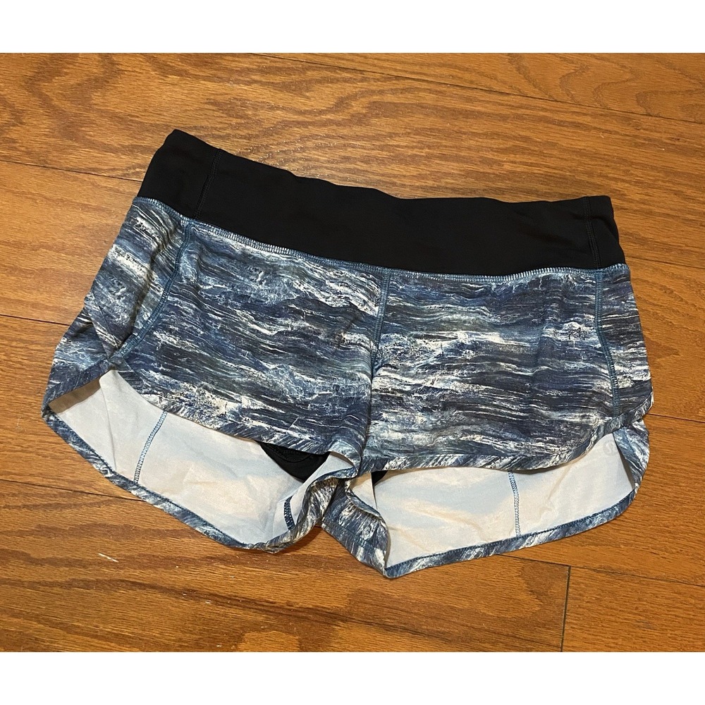Lululemon Women's Running & Jogging Shorts Black Blue Pattern Stretch Size 6